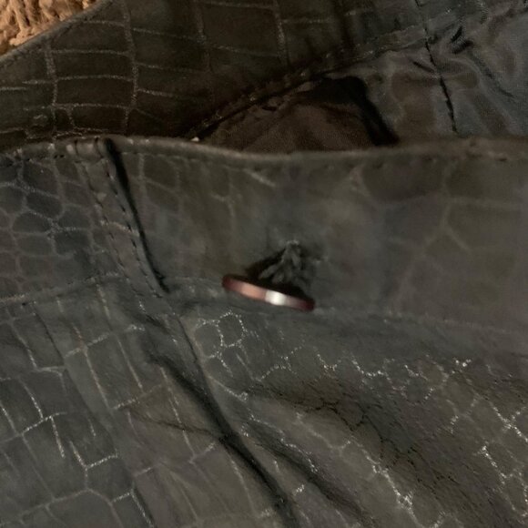 Bermans Vintage Black Crocodile Pattern Suede Leather Pants Size 8 Edgy Biker - Picture 12 of 14